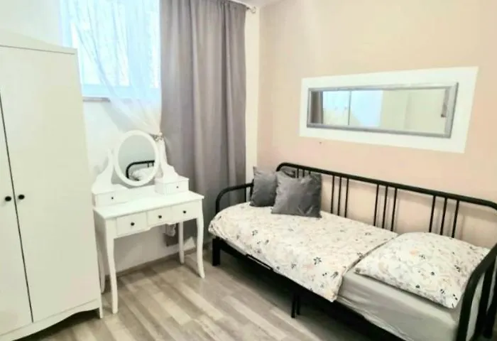 Charming In Center Apartmán