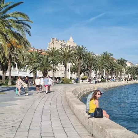 Appartement Charming In Center